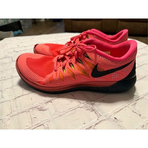 Nike Men's Size 15 Free Running Shoes Neon Coral Pink Red Athletic Bright Vivid - Picture 4 of 12